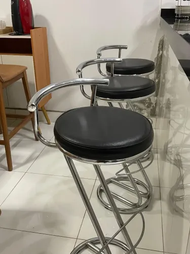 Banquetas de couro 