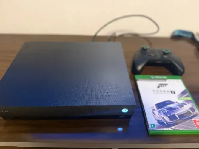 Xbox One X Project Scorpio Edition - Edição Limitada, Completo e Conservado