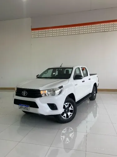 Toyota Hilux CD 4X4 2.8 Diesel Mec. 2019