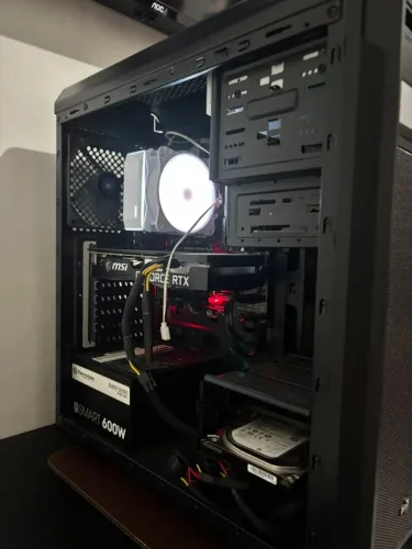 VENDO PC GAMER CORE I7 7700K + 32GB RAM + RTX 3060 12GB