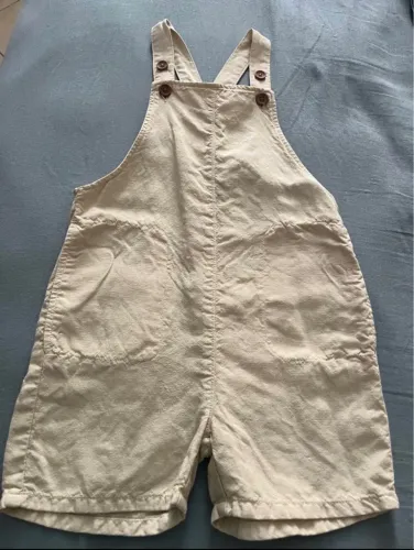 Jardineira infantil Zara