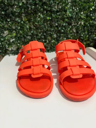 Sandália laranja neon Melissa tamanho 35