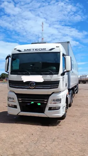 Caminhão a venda Meteor 28.460 -6x2 ano 2022 e Carreta 2024-R$ 500.000,00