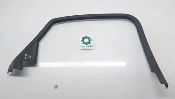Moldura Acabamento Porta Traseira Esquerda Audi A4 2014 2015 Preto