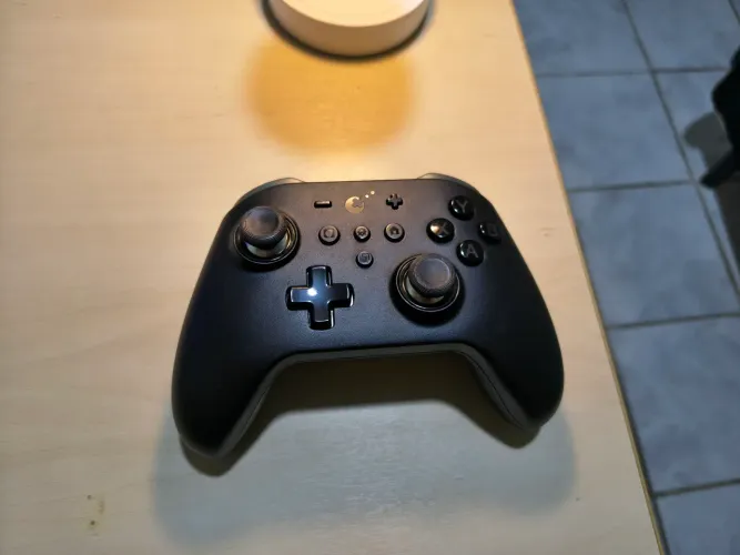 Controle Switch 2, Xbox one, Playstation 5 e PC.