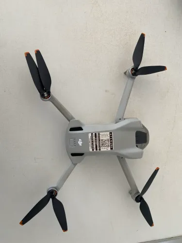 Drone Dji Mini 3 Combo Fly More Rc, 3 Baterias 4k Gl Cor Cinza