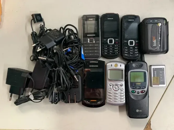 celulares antigos e pager