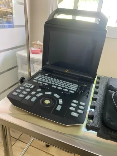 Aparelho de ultrassom portatil