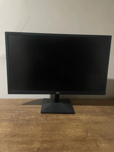 LG 24? IPS