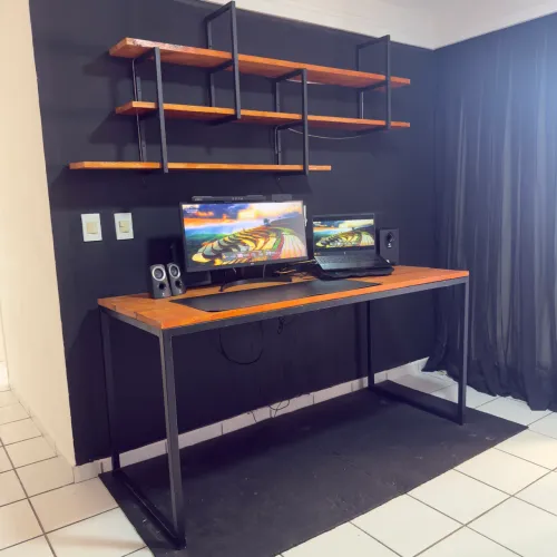 Meda de computador + nicho R$1.100