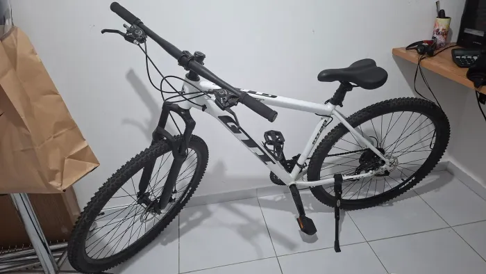 Bicicleta Aro 29 Gti roma branca 