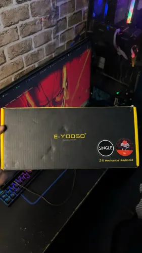 Teclado Mecânico 60% E-Yosso Z11