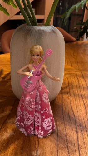 Boneca Barbie Princesa Tori Popstar Mattel 2012 Original - Com Som