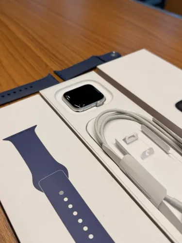 (6 meses de garantia) Apple Watch SE 2a geração 40MM Starlight 88%