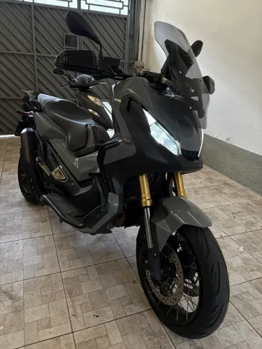 Xadv 750 2017