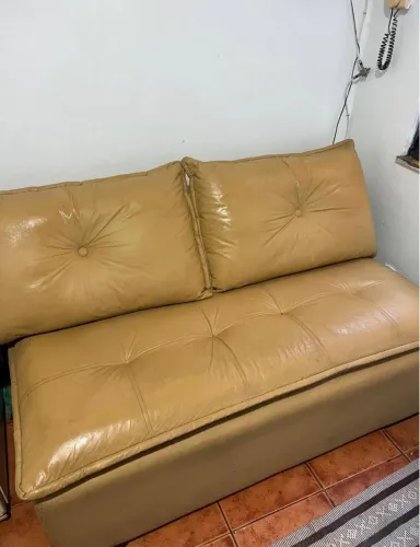 Sofá - 2 lugares