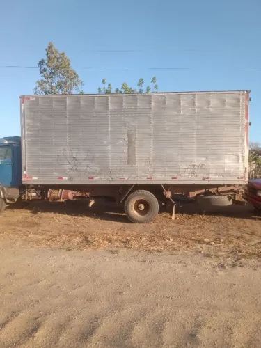 Baú de alumínio para caminhão 6,5mts
