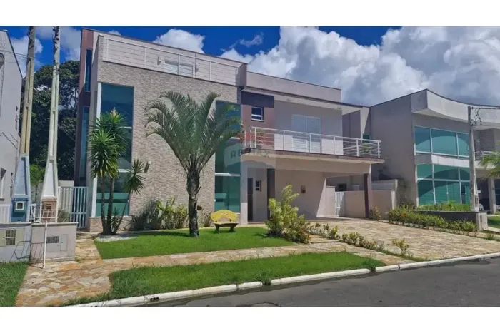 Triplex para locação definitiva em Peruíbe SP