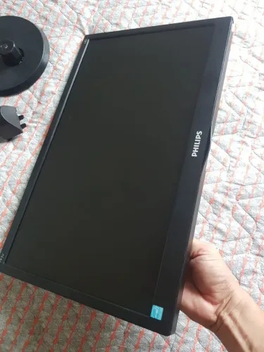 Monitor 18.5 pol vga