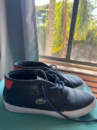 Tênis Lacoste casual