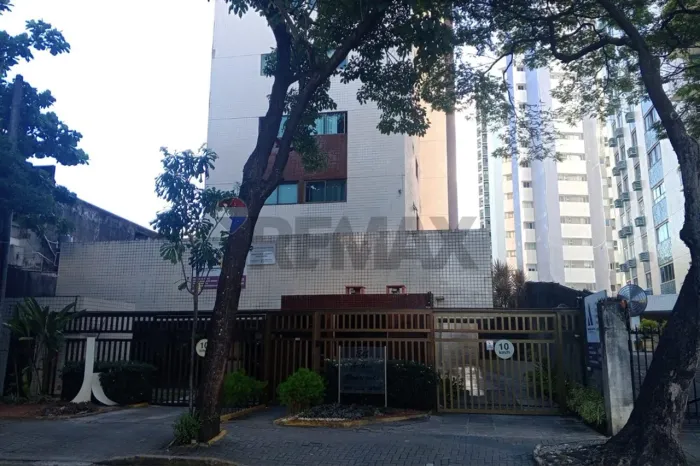 "Seu Novo Lar no Espinheiro: Conforto e Estilo"