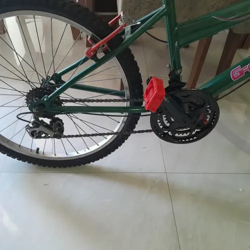 Bicicleta usada aro 24