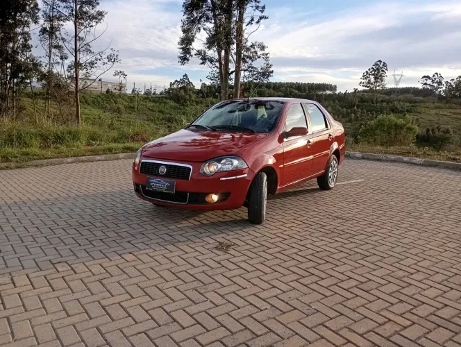 Fiat Siena Tetrafuel 1.4 MPI Fire Flex 8V 4P 2010