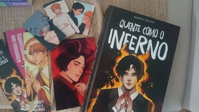 Quente Como o Inferno + Brindes - Editora Euphoria