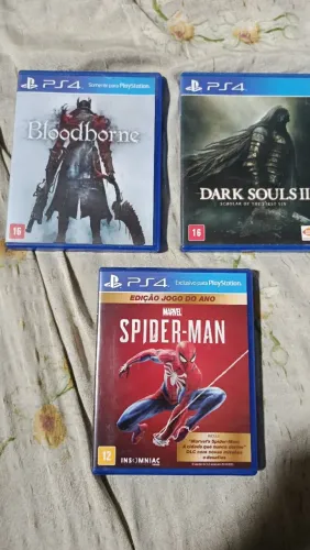 Combo jogos. Bloodborne, Dark sousl 2, spider Man.