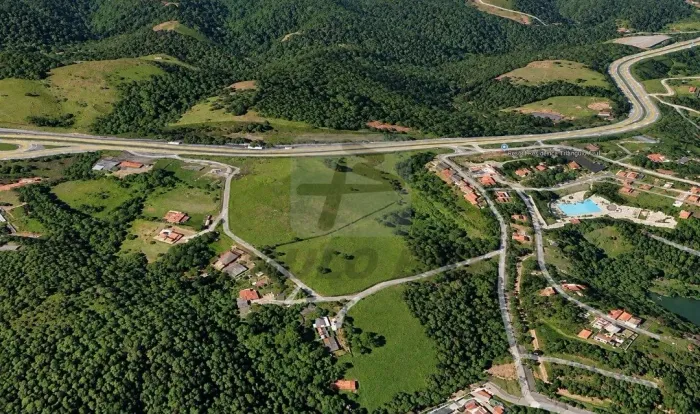 Terreno para vender no Bairro Triangulo Azul em Itapecerica da Serra - SP