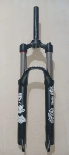 Suspensão Absolute, com menos de dois meses de usso...