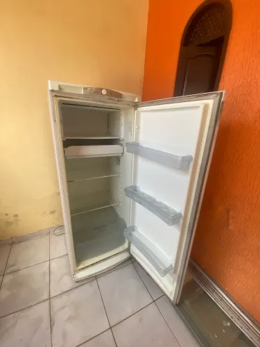 Geladeira continental - usada