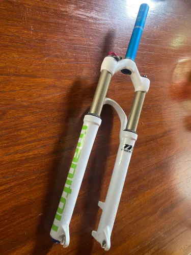 Suspensão Manitou R7 Seven Muito nova