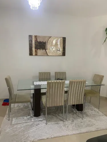 MESA À VENDA