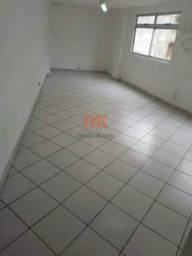 Sala Comercial Frontal de 25 m² em Belo Horizonte Aluguel Acessível