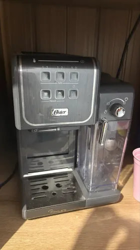 Cafeteira oster prima latte 