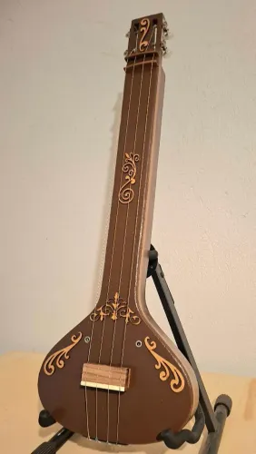 Tanpura tambura para mantras e soundhealing