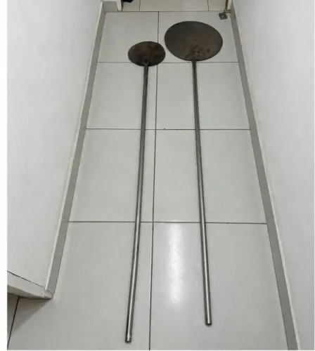 Pás de Pizza para Forno a Lenha em Aço Inox - Profissionais