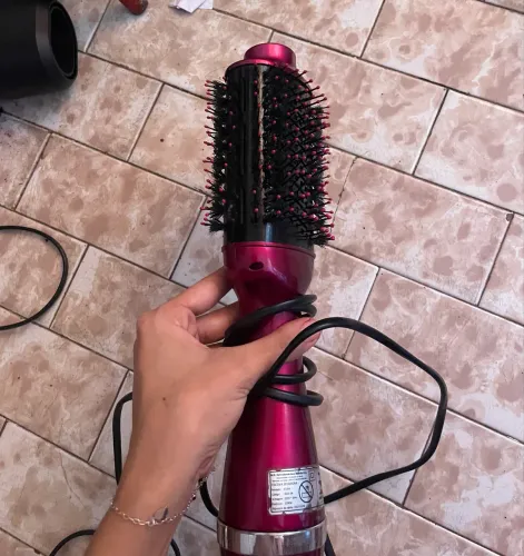Vendo escova secadora