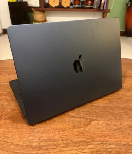 MacBook Air M4 (Midnight) - 256GB com 16 de Ram - 15 polegadas