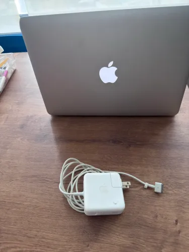 MacBook Air 13.3-inch 