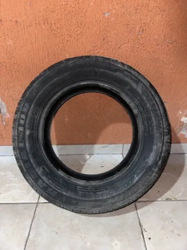 Pneu Roadking 175/65 aro 14