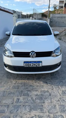 Volkswagen Fox 1.0 MI Total Flex 8V 5P 2013