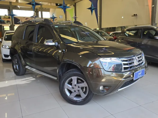 Renault Duster Dynamique 2.0 Hi-flex 16V Aut. 2014