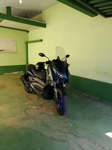 Oportunidade!!!!!Apenas a vista!!!! XMax 250 ABS 2023 único dono!