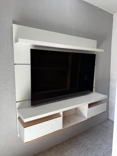 Painel de TV 75 polegadas 