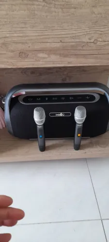 Som imenso 300 wt. Com 2. Microfones e Led.tel. * Edeilson
