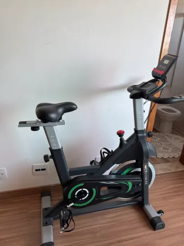 Bike Ergométrica Spinning 20kg WCT Fitness