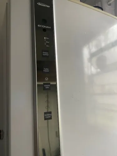 Geladeira inverter ECONAVI panasonic
