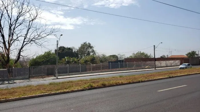Terreno Comercial no Parque Cidade Universitaria | É aqui na Imobiliária Rosa e Rangel